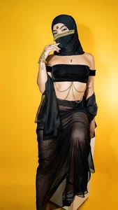 allyson_nahid Public Foto 4