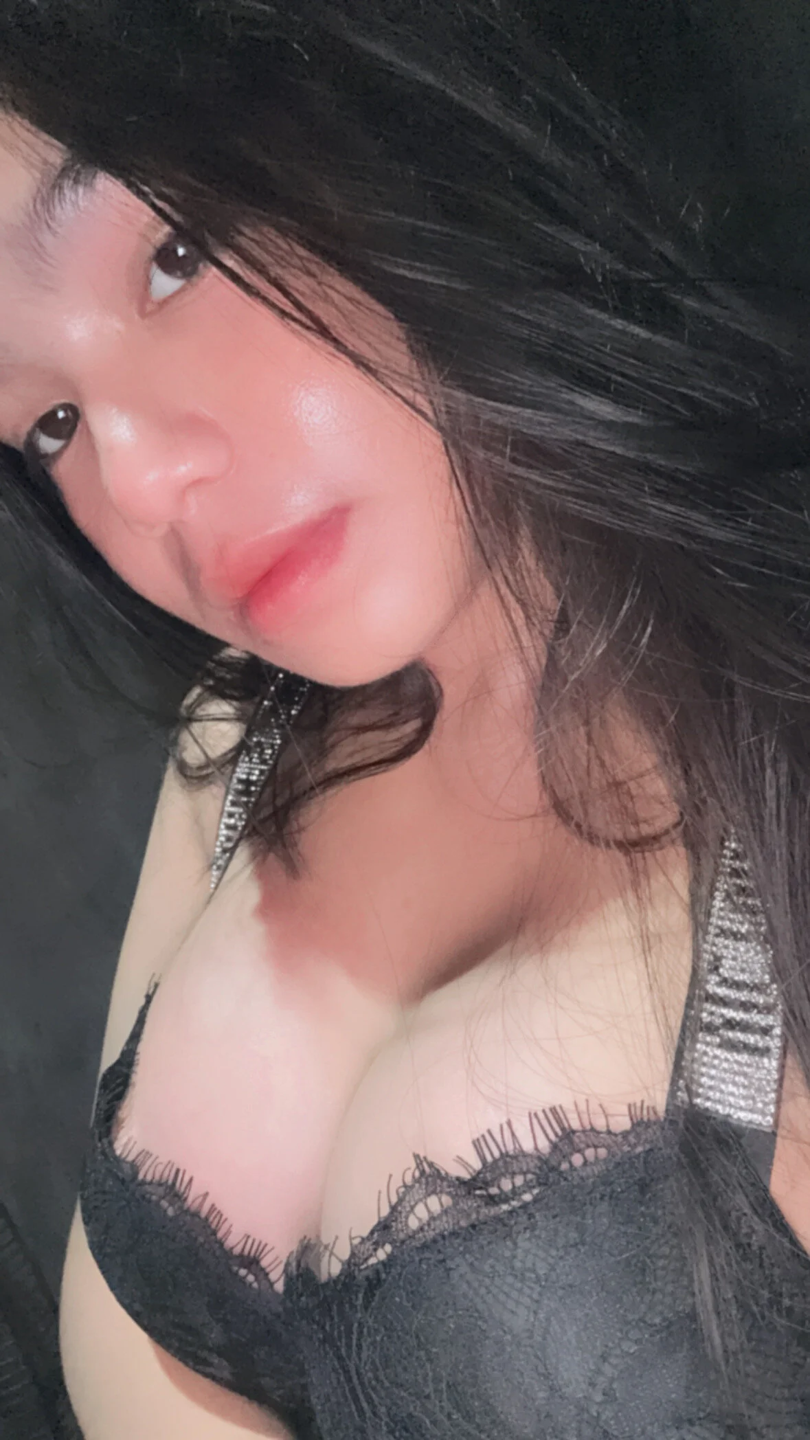 cuttiegurlSam make me hard cum under ur tokens daddy Poză 2