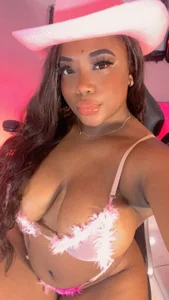 Tyra_Privacy cowgirl girl  2টি ছবি