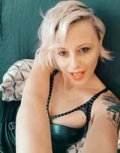 MySweetcum69 Io e ... Pic 2