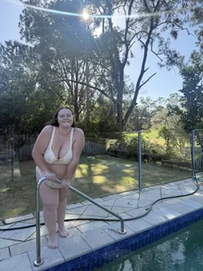 carinabro10 Public  6টি ছবি