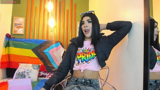 _Natassia_Dreams HAPPY BECAUSE I LIKE TO BE Pic