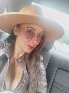 cora_andrew_ Cora Εικόνα 2