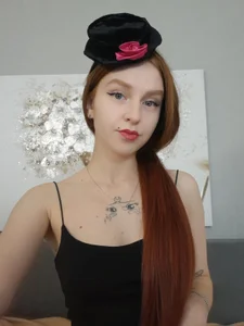 Evarey_のsocialite🧡の 2枚の写真