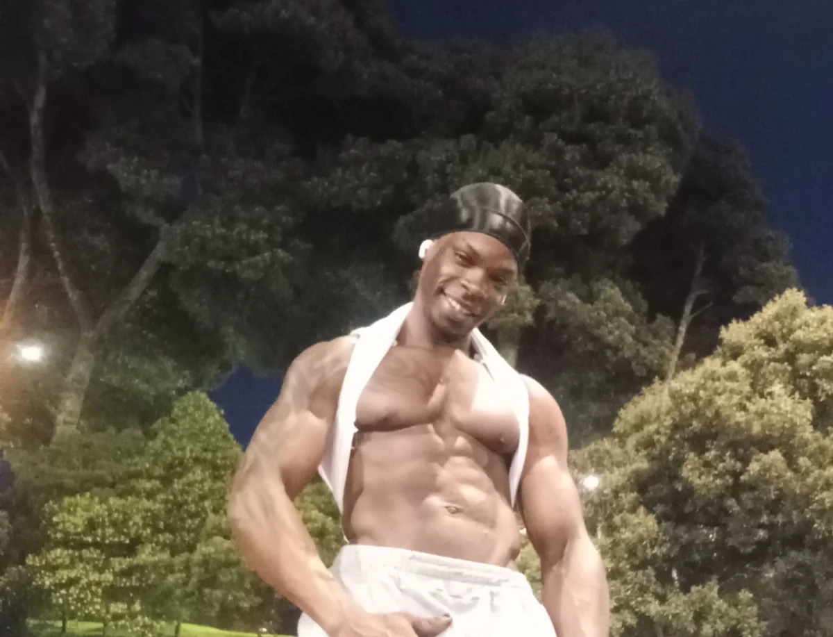 MrByronStallion Trending Plaatje 519