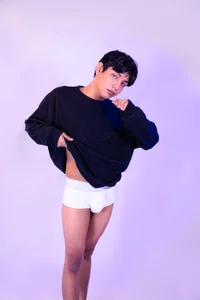 🙈🔥 “I get weak when you talk to me like that…” de Liam_Sinclair Foto 2