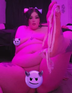 DrippingInJade Public Pic
