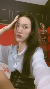 CarrieAmber Public Pic 3