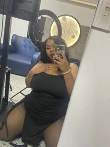 Golden_kiss23 Public Pic 4