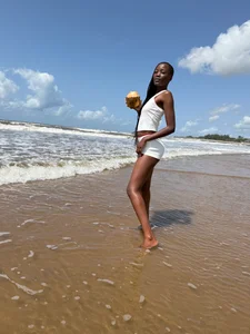 Beach 🏖️ de ZENDAYA_CASTING Foto 2