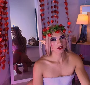 Emily_Castillo_1Elfa sexy 🧝‍♀️🧝‍♀️🧝‍♀️ Bild 5