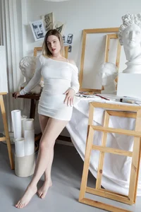 Sassy_Talkin_のI know that you like me in whiteの 4枚の写真