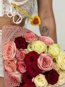 MaryLewis_ Valentine's Pic 3