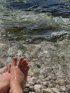 Kimsweet7 My sea feet Immagine  3