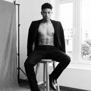 Jake_Noir Public Pic 4