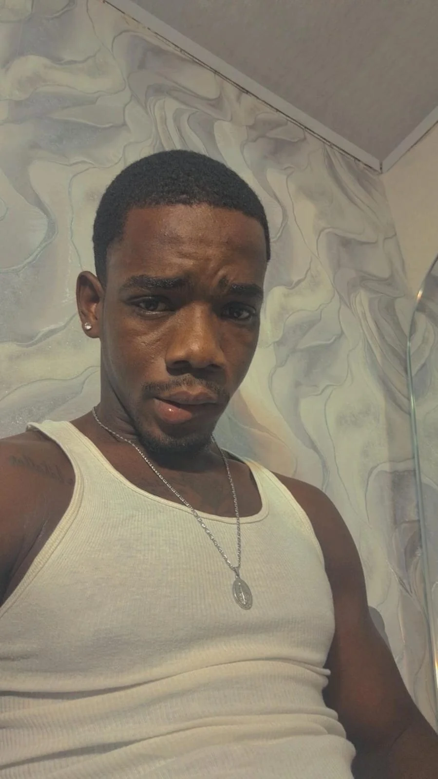 صور aron_clark الرائجة  823