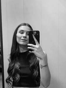 LeonoraWoods Public Pic