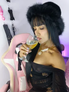 juliane_sweer1 Sexy photos Immagine  2