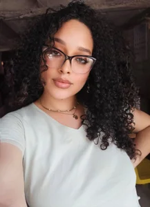 _AriaCollins Public 사진