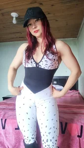 _DulceFuego You like my bicepc 🦾👅 Foto 3