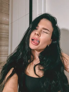 IsabelRadiant Public Immagine 