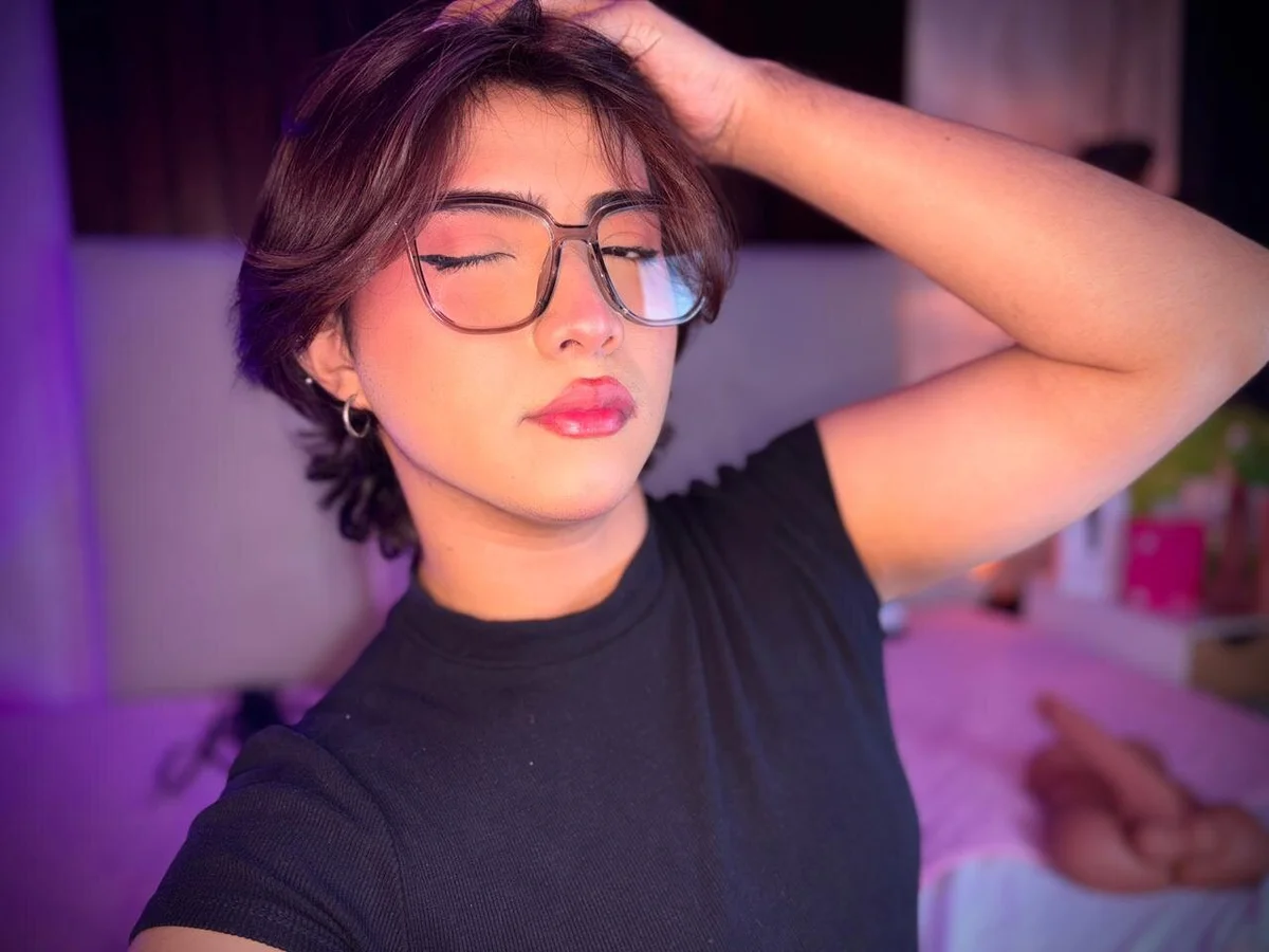 Creamy_Angelo 热门图片 9563