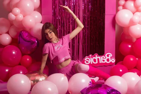 Jade20_ BARBIE Pic 6