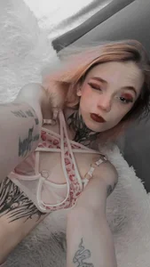 ShadowEllie Beauty without words🌹 Pic 3