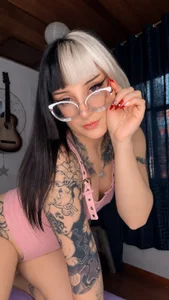 cristaal_moon_😶‍🌫️❤️‍🔥 Bild 5