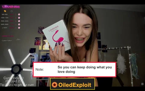 Sandrikta kullanıcısının YOUR TRULY LOVE SHOWS albümü -  8 fotoğraf