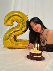 Penelope-Cross we are 2k!! . fénykép