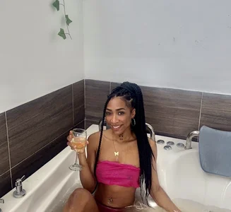 Día de spa y relajación ❤️😬 de cristal_subin69  2 Imagens