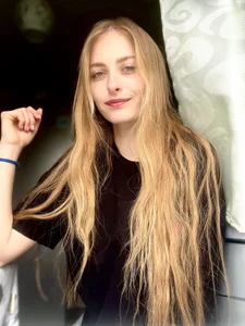 EsmeraldaHornbarger Public Pic 6