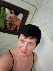 NicoleOllamirror Bild