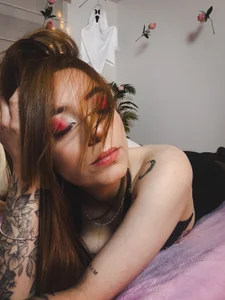 Soy_mangxのPantyhouse 🖤の 4枚の写真