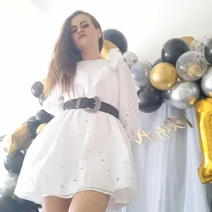 magenta_maturr know a little more about me Pic 4