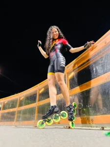 RED_VIOLETH LOVE AND DISCIPLINE . fénykép