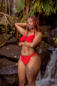 HoneyVelour Public Pic 5