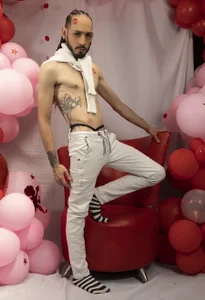 JACKMARCKOS LOVE AND FRIENDSHIP Foto