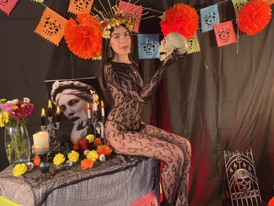 Trick or treat 🎃❤️‍🔥💀 od dafne_queenn  2 snímek