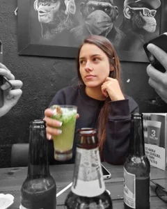 Julieta being happy de JulietaSnow  2 Imagens