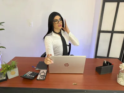 BeckyAnders sexy secretary Foto 4