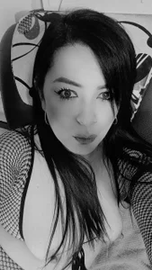 Deepselena8のCasualの 3枚の写真