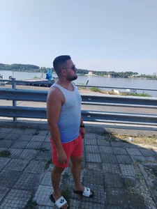 Alex-AXE21 Public Pic 3