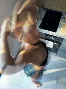 ElizSweet The man always has the last word, and that word is, "Yes, sir!"👠🌶🚩 slika 3