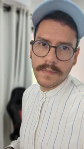 AndyHepburn Public صورة واحدة|AndyHepburn Public صورتان|AndyHepburn Public  2 صور|AndyHepburn Public  2 صورة