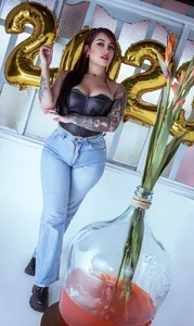 Paiige_peach Public Pic 4