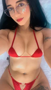 UrNewFantasy “It’s not provocation… it’s art in the form of desire.” Gambar 4