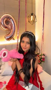 miia_blaze 🩷🎉my 19th birthday 🎉🩷 Pic