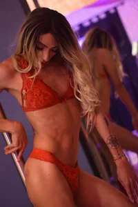 sexy kata de KataAswad  7 Imagens